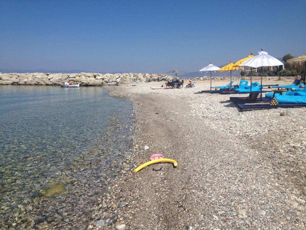Agali 2 Maizonette Front Of The Sea Apartment Akrogiali Exterior photo